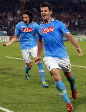 与娱乐于一 与娱乐于一