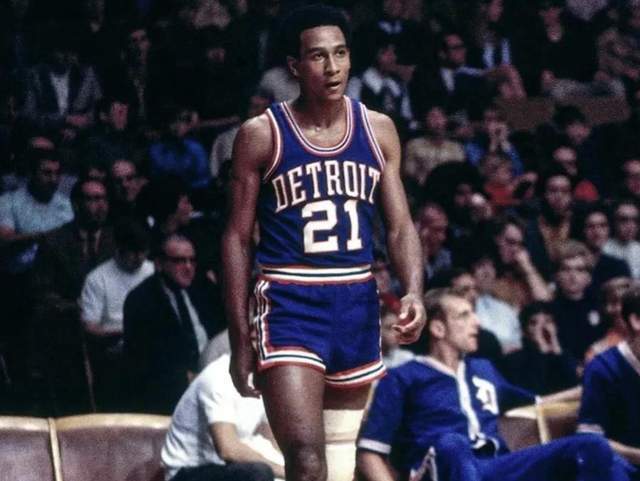 首次对外曝 首次对外曝