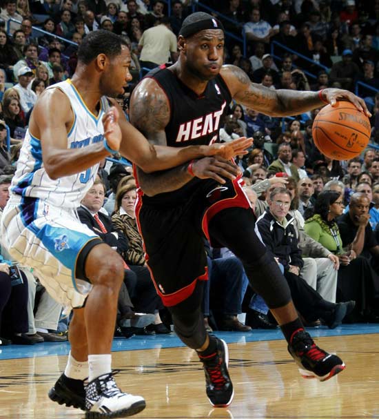 莱万：很多人在谈论我的年纪，但我还像21、22岁一样工作.