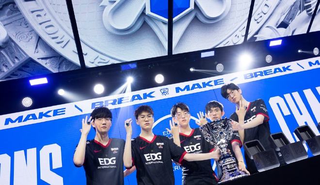 刻的表现 刻的表现