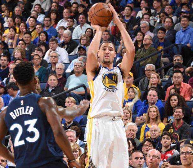 捷克后卫拉 捷克后卫拉